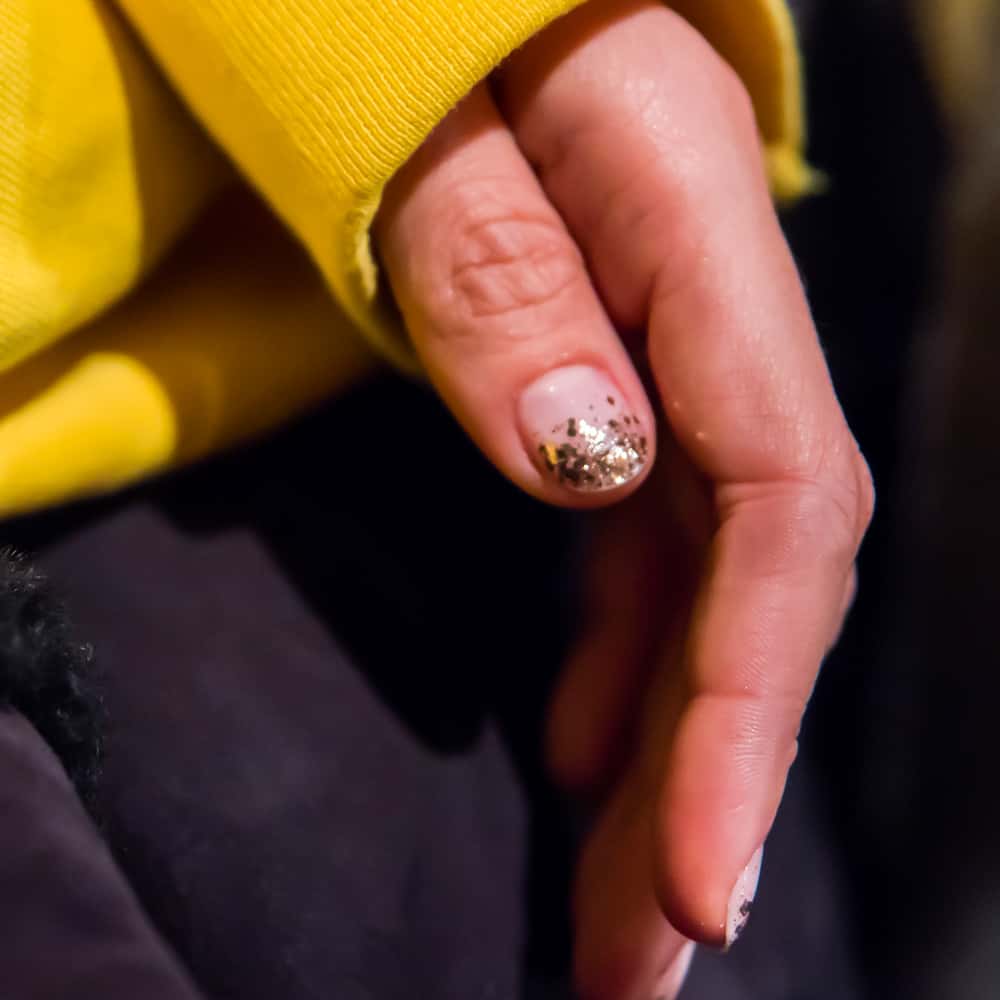 nails-cushnie-essie