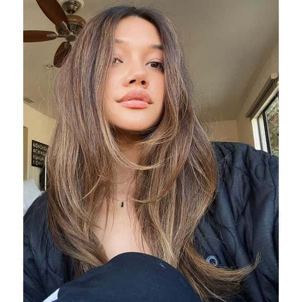 2021 biggest hair color trends summer blondes dip dye colorful y2k streaks bronze balayage