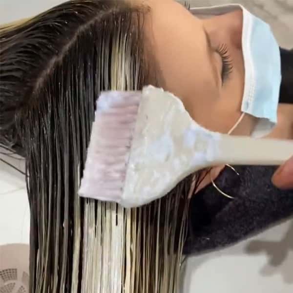 tips for balayage and toning bright blondes with shadow roots and foiling techniques airtouch teasylights