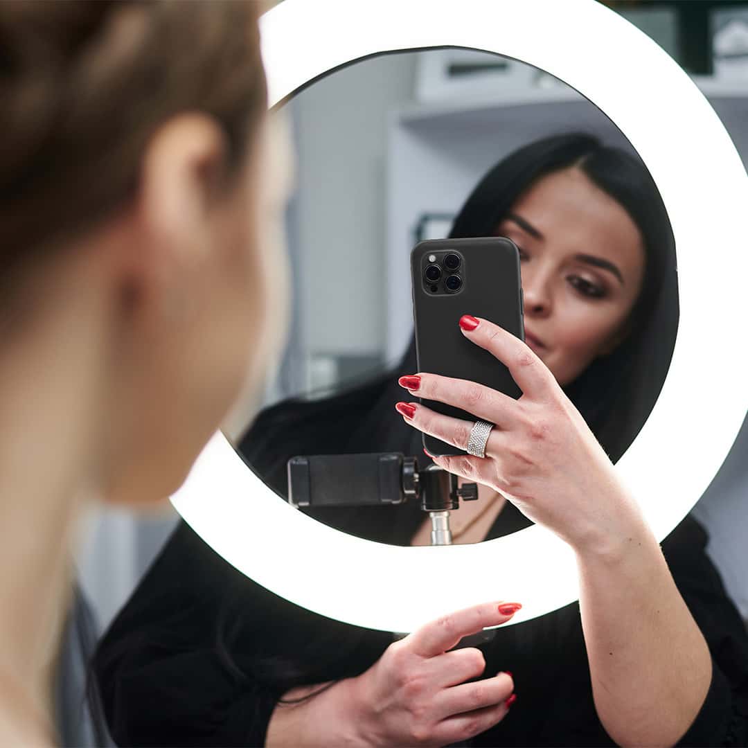 salon lofts social media feat
