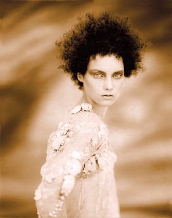 303999Aveda 5 SEPIA_orig