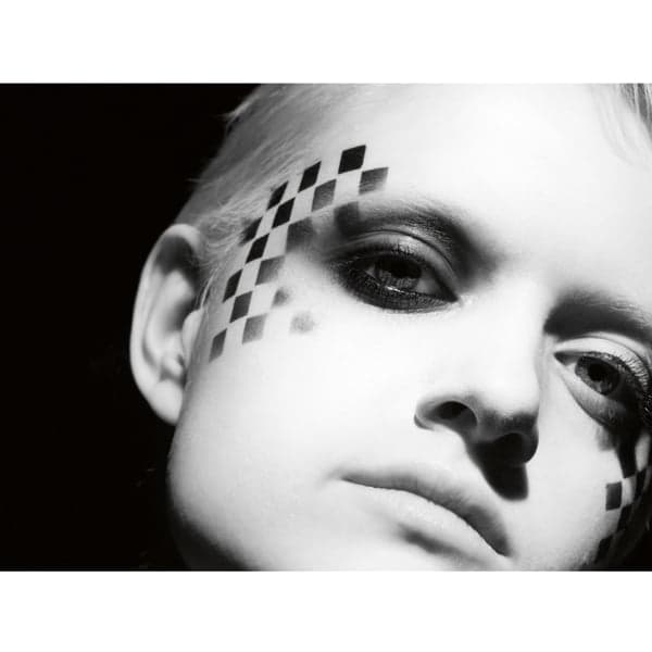 326070Play_Light14_orig