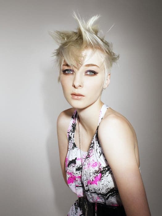 320575behindthechair2805091 133_orig