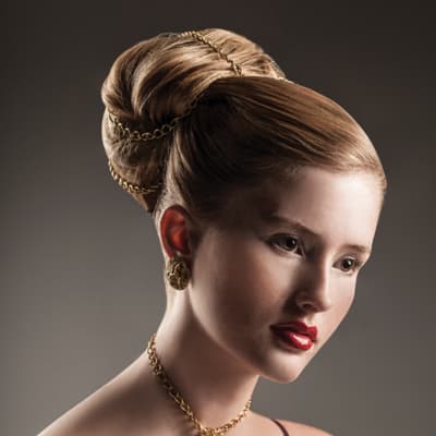 345351bun with chains square_orig