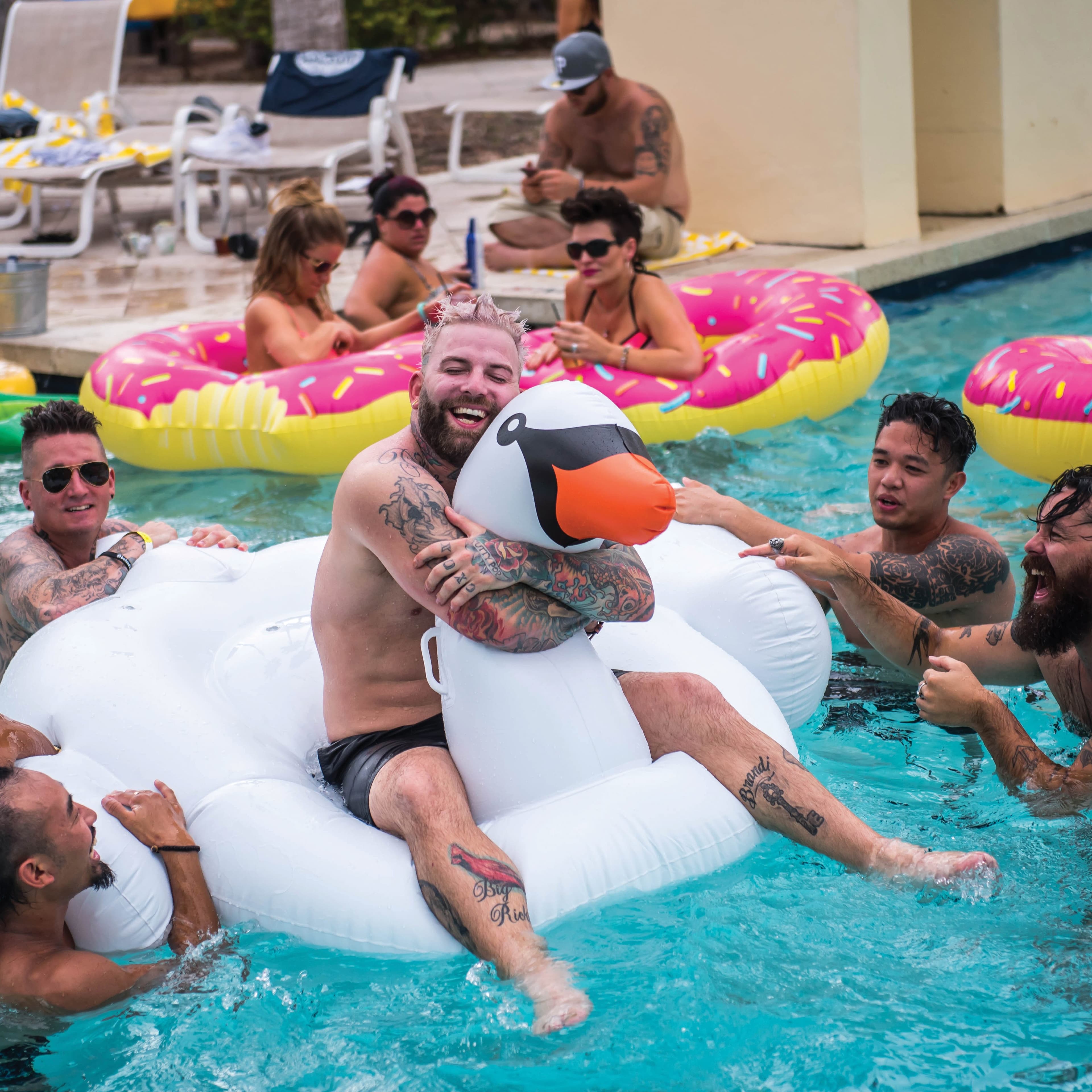 COLOR, Cut & Style 2016 Pool Party