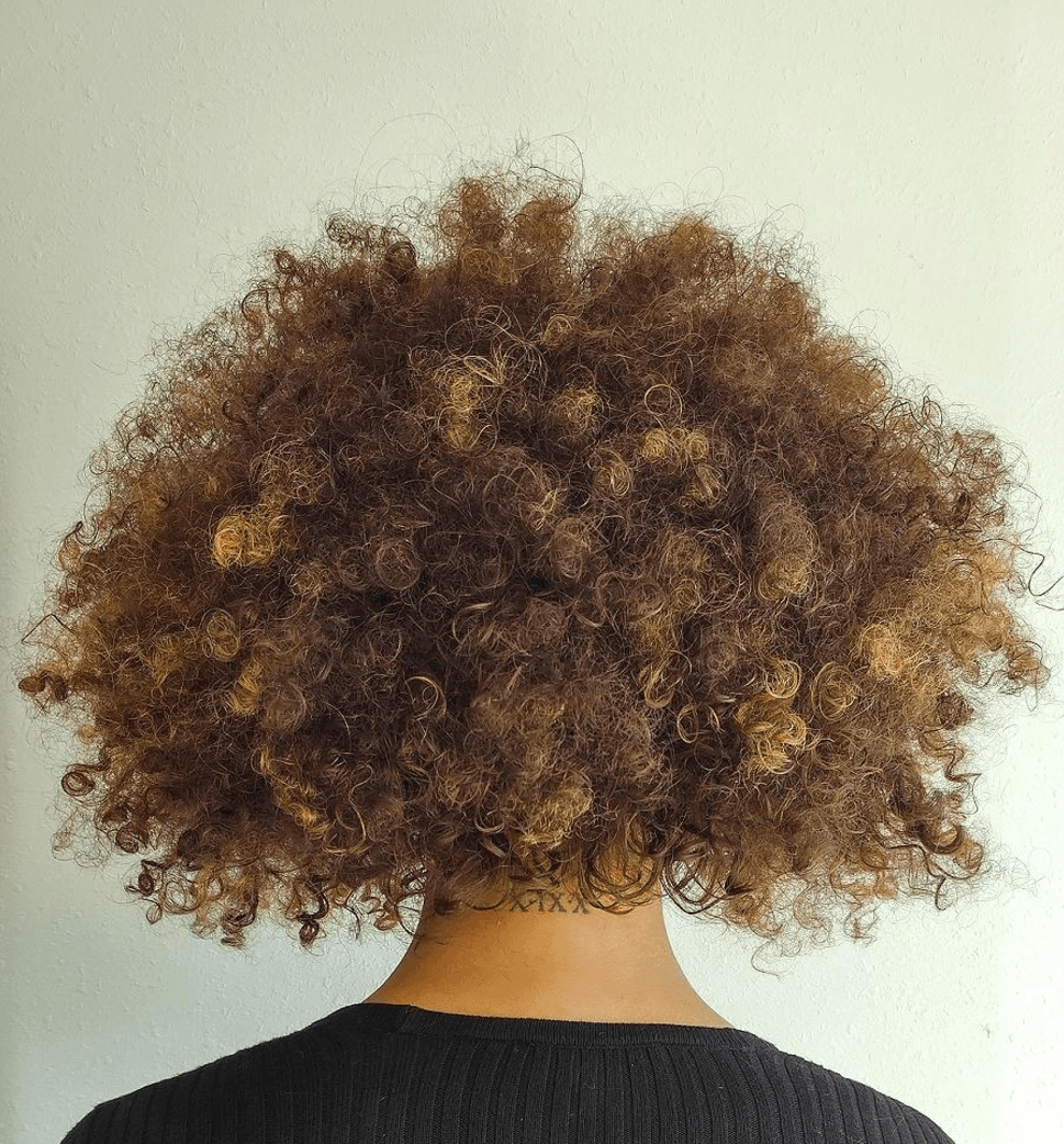 <p>Artist: <a href="https://www.instagram.com/dasilva_hair/">@dasilva_hair</a></p>