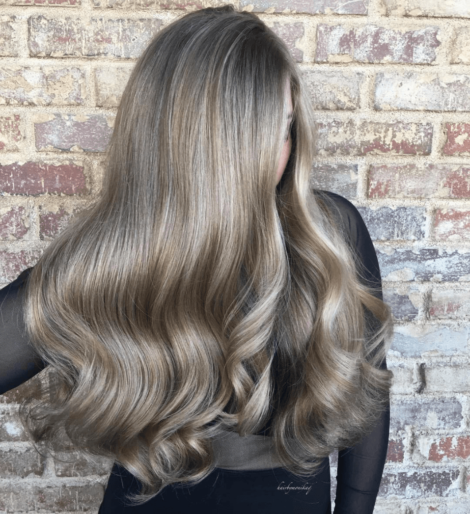 <p>Artist: <a href="https://www.instagram.com/hairbymonika.q/">@hairbymonika.q</a></p>