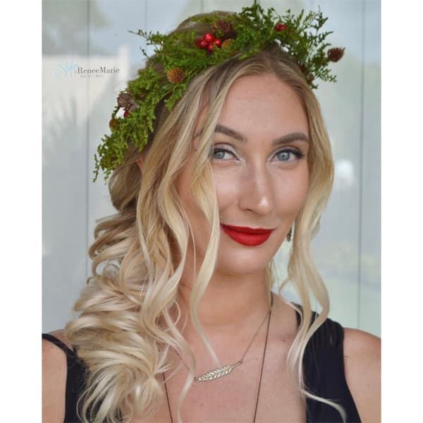 <p>Artist: <a href="https://www.instagram.com/styles_by_reneemarie/">@styles_by_reneemarie</a></p>