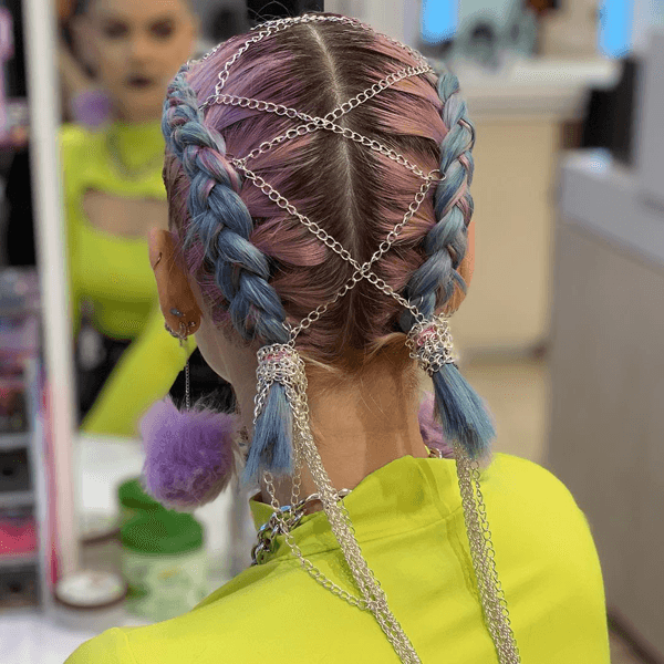 <p>Artist: <a href="https://www.instagram.com/the_braid_bar/">@the_braid_bar</a></p>