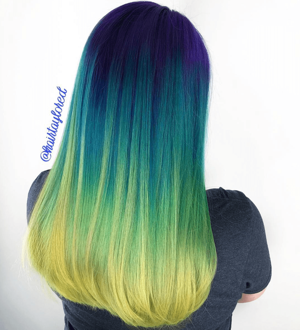 <p>Artist: <a href="https://www.instagram.com/hairtaylored/">@hairtaylored</a></p>