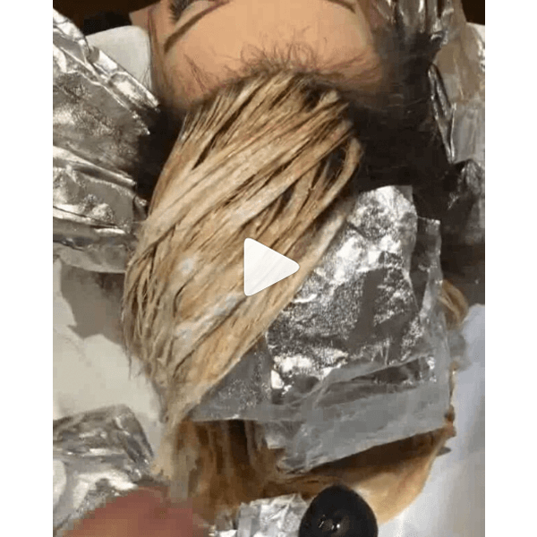 <p>Instagram via: <a href="https://www.instagram.com/jayrua_glam/">@jayrua_glam</a></p><p>Watch the video <a href="https://www.instagram.com/p/BgEUn9VjBA8/?utm_source=ig_share_sheet&igshid=rxnakphebddx">here!</a></p>