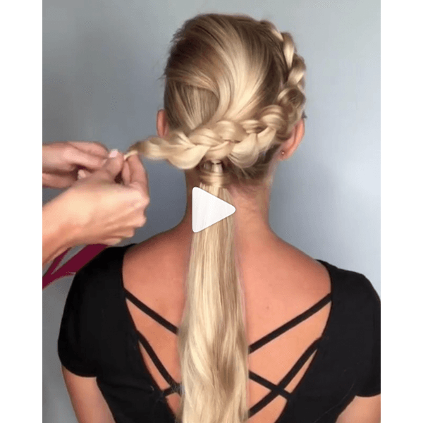 <p>Instagram via: <a href="https://www.instagram.com/annette_updo_artist/">@annette_updo_artist</a></p><p>Watch the video <a href="https://www.instagram.com/p/BpkQnLOHsMv/?utm_source=ig_share_sheet&igshid=13s5oc0qbk4wl">here!</a></p>
