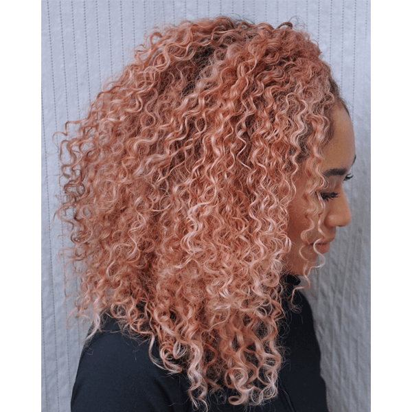 <p>Artist: <a href="https://www.instagram.com/hairbyapes">@hairbyapes</a></p>