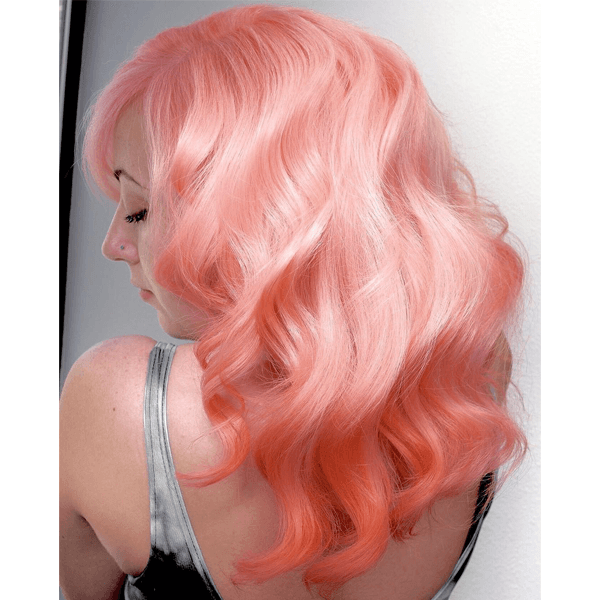 <p>Artist: <a href="https://www.instagram.com/rossmichaelssalon">@rossmichaelssalon</a></p>