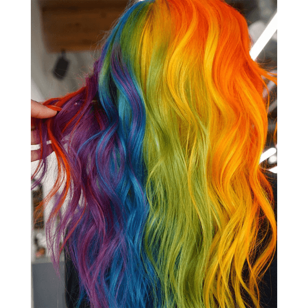 <p>Artist: <a href="https://www.instagram.com/hairbybrittanyle">@hairbybrittanyle</a></p>