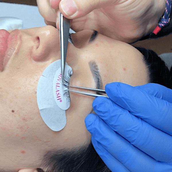 novalash-eyelash-extensions
