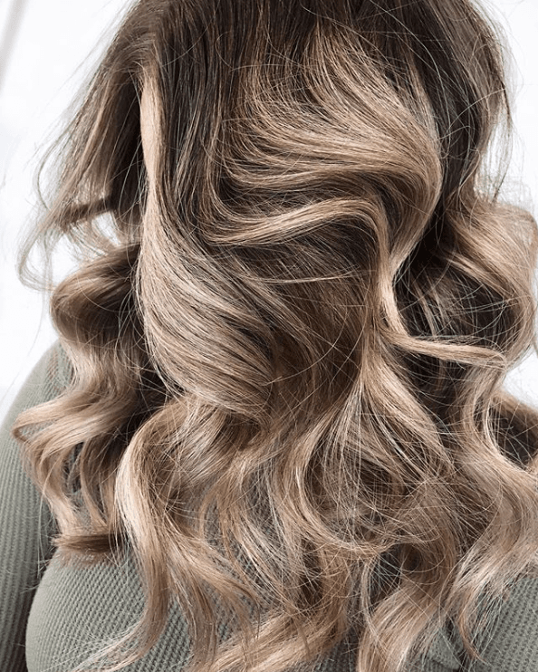 <p>Artist: <a href="https://www.instagram.com/hairbyamybee/">@hairbyamybee</a></p>