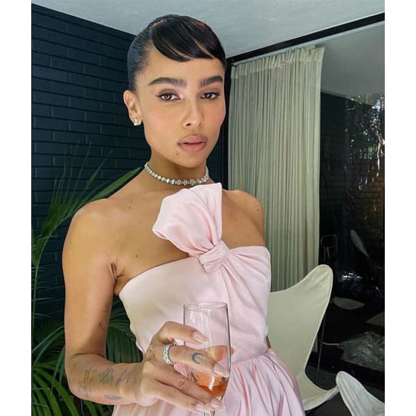 oscars 2022 red carpet hair fashion looks zoey kravitz