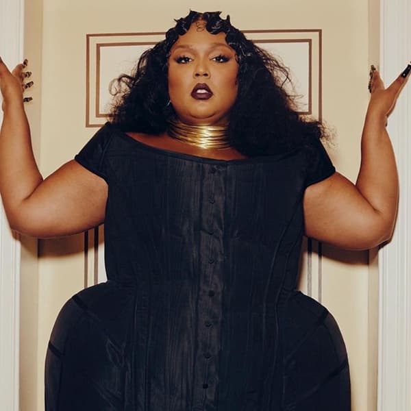 lizzo-metgala02022