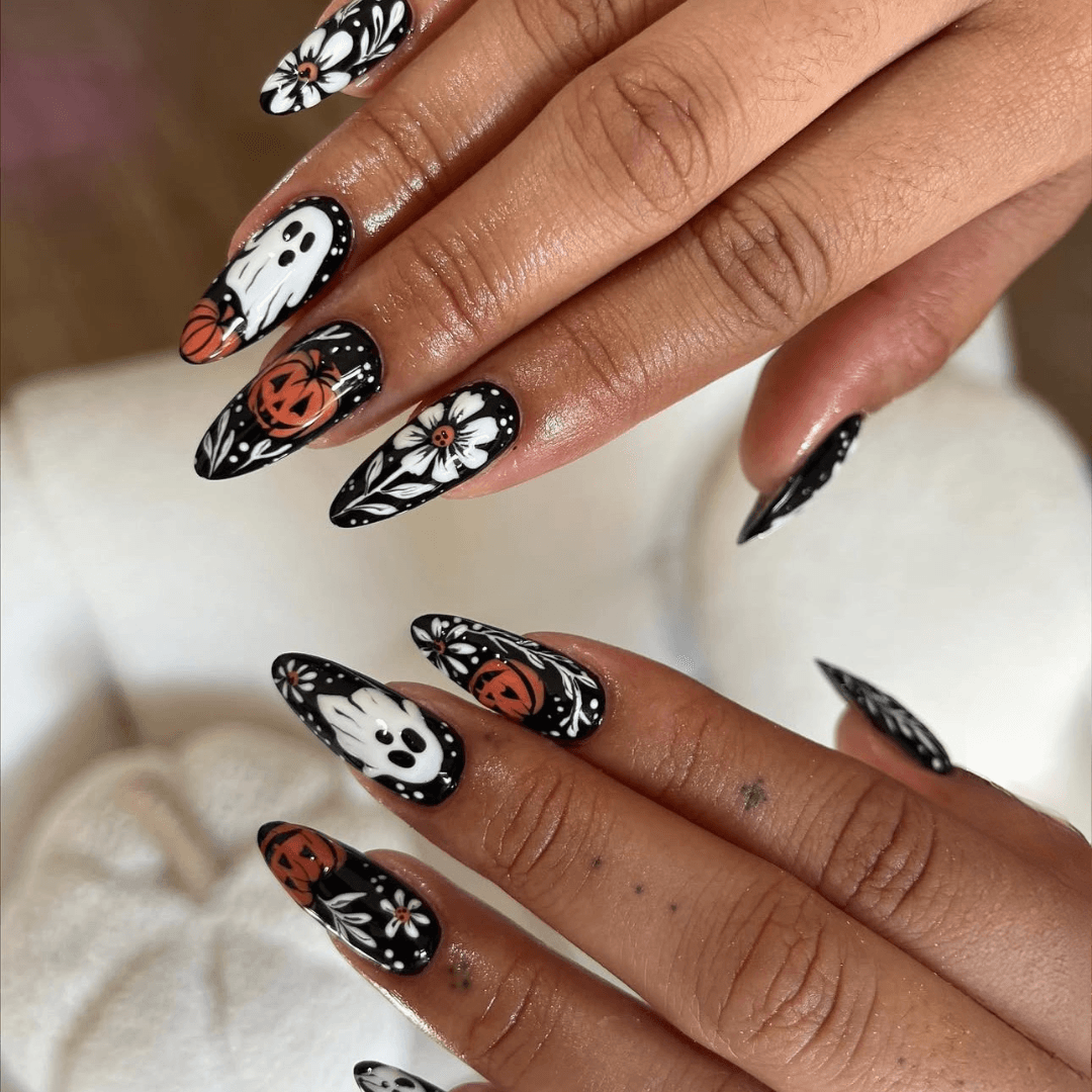 Photo Credit: Instagram via @cherrybombnailss