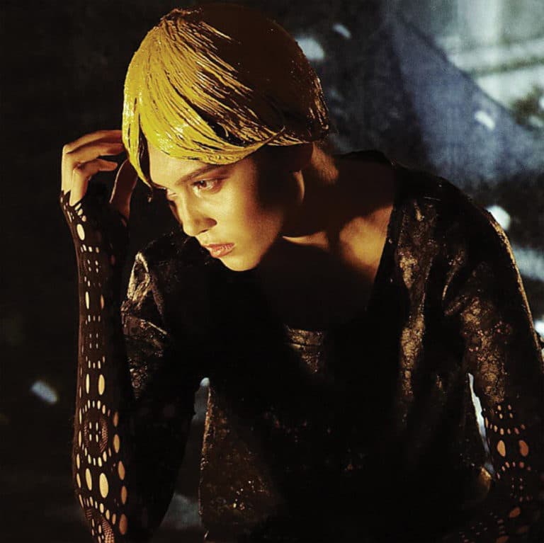 Avant-Garde Shot north american winner entry by hairstylist @michaelalborhair for the 2015 #ONESHOT Hair Awards Big Shot