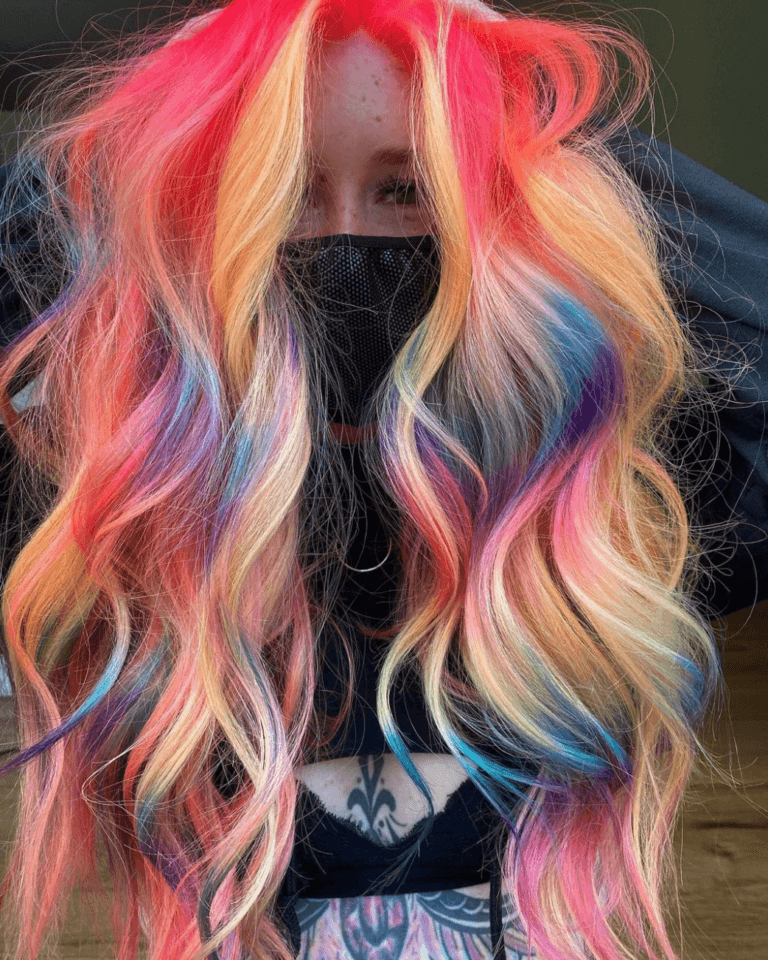 Creative Color winner entry by hairstylist @hairbysassycassy for the 2021 #ONESHOT Hair Awards Hot Shot