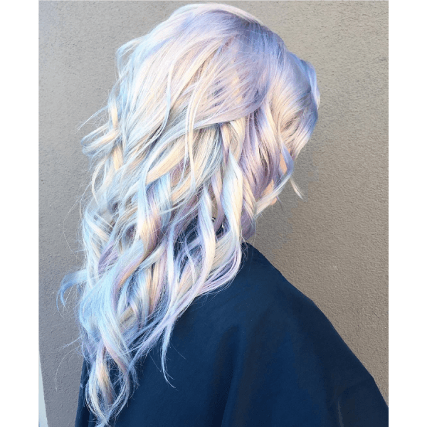 Pastel winner entry by hairstylist @rossmichaelssalon for the 2017 #ONESHOT Hair Awards Hot Shot