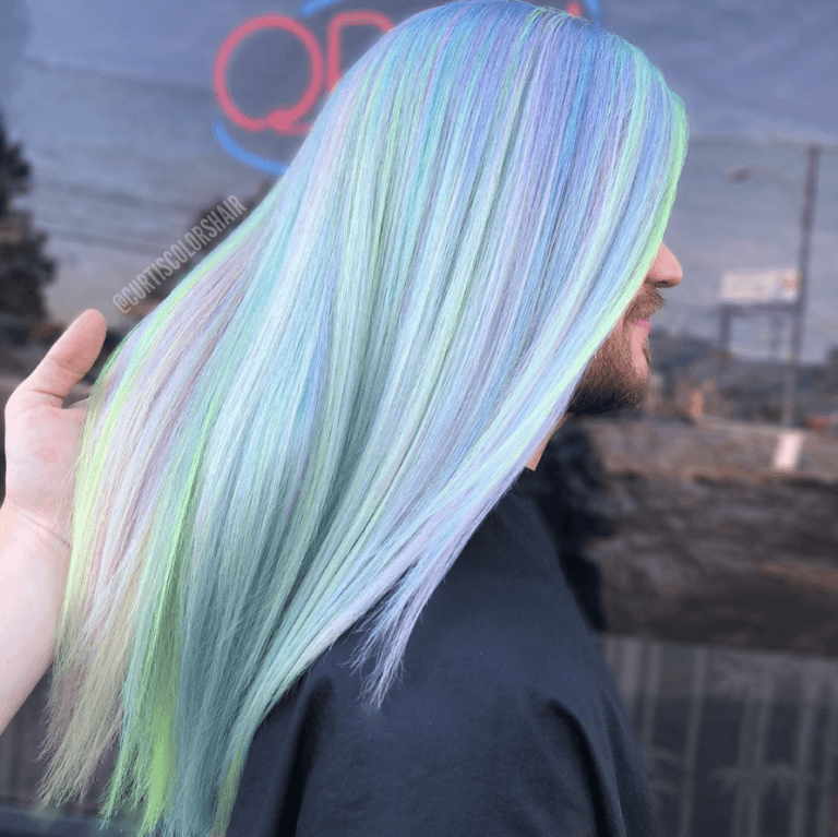 Pastel winner entry by hairstylist @curtiscolorshair for the 2019 #ONESHOT Hair Awards Hot Shot