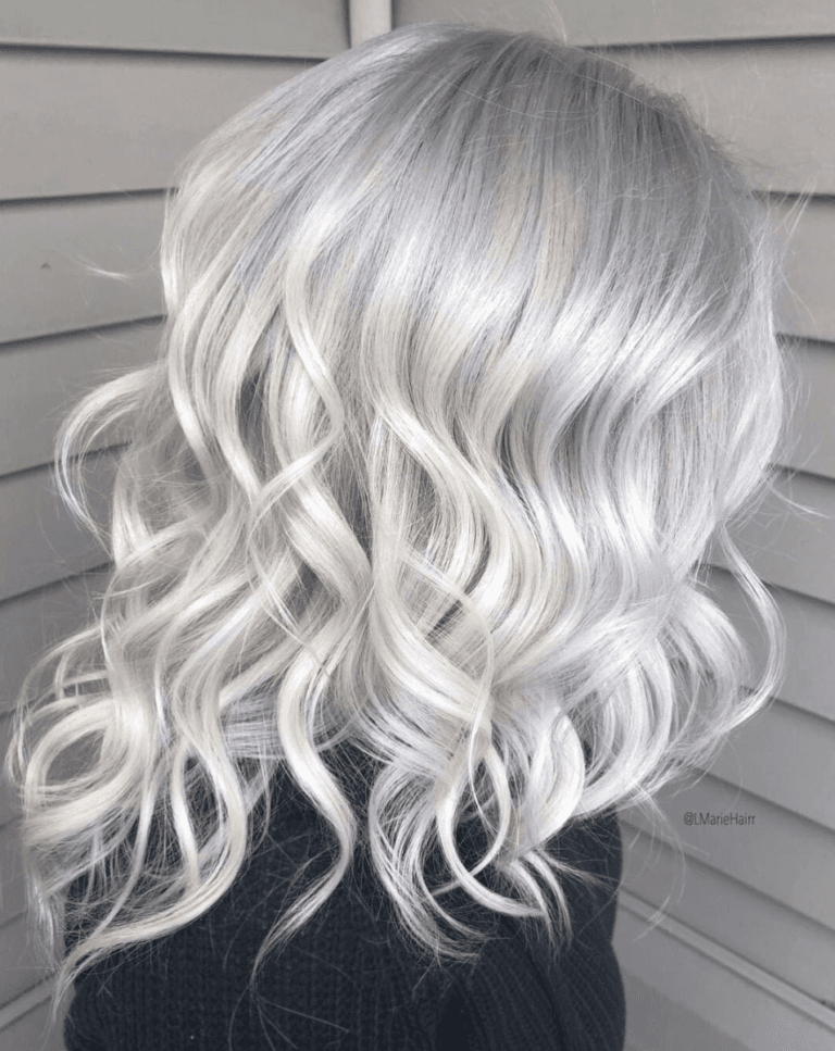 Student winner entry by hairstylist @lmariehairr for the 2019 #ONESHOT Hair Awards Hot Shot
