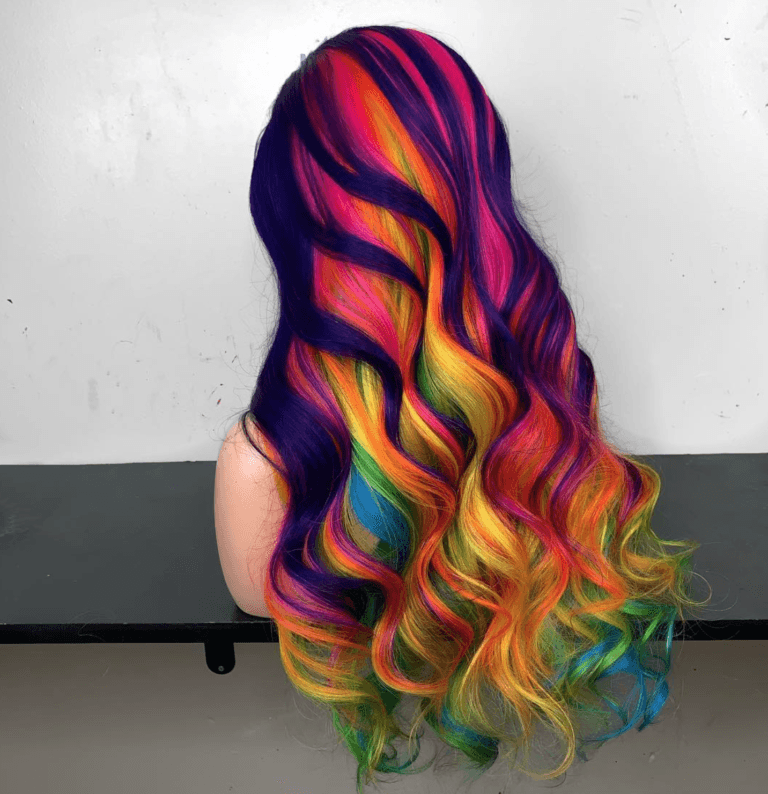 Wigs winner entry by hairstylist @cynthialumzy for the 2019 #ONESHOT Hair Awards Hot Shot