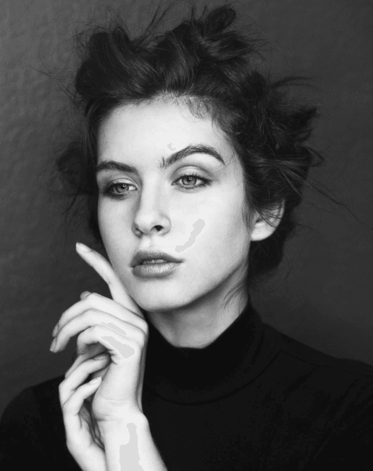 Editorial Shot north american winner entry by hairstylist @joeltorresstyle for the 2018 #ONESHOT Hair Awards Big Shot