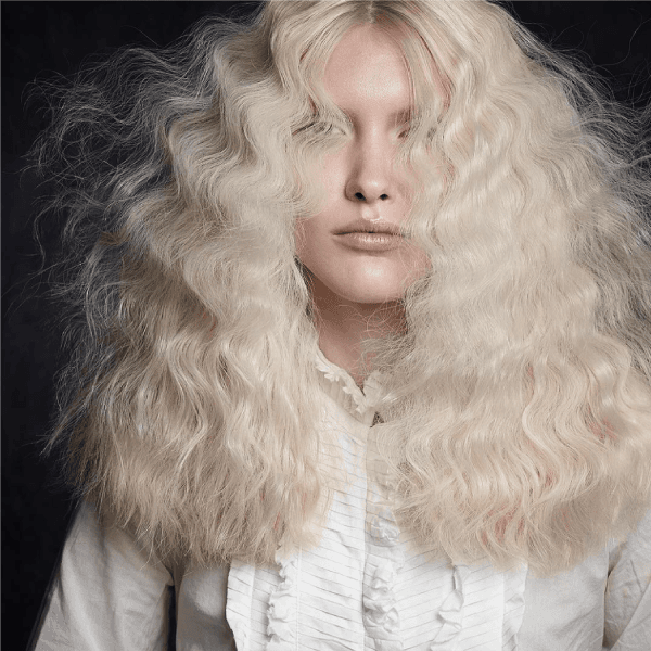 Editorial Shot north american winner entry by hairstylist @deyckeheidorn for the 2017 #ONESHOT Hair Awards Big Shot