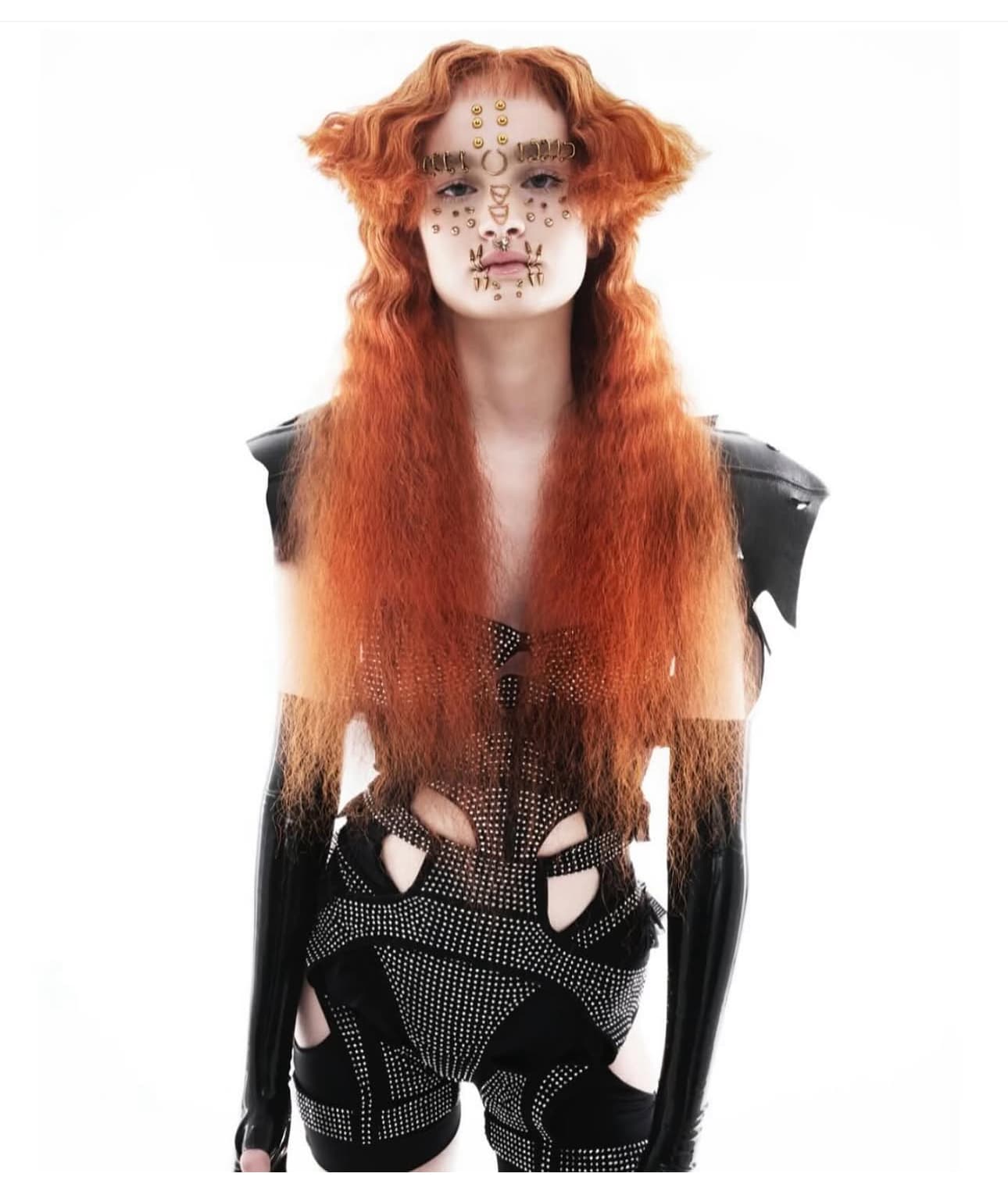 Editorial Collection north american winner entry by hairstylist @deeparkerattwood_ for the 2025 #ONESHOT Hair Awards Big Shot