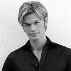 KimVo_HeadShot-Schwarzkopf_orig_large