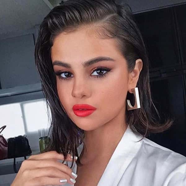 These-13-Celeb-Wet-Looks-Are-Giving-Us-Life-1