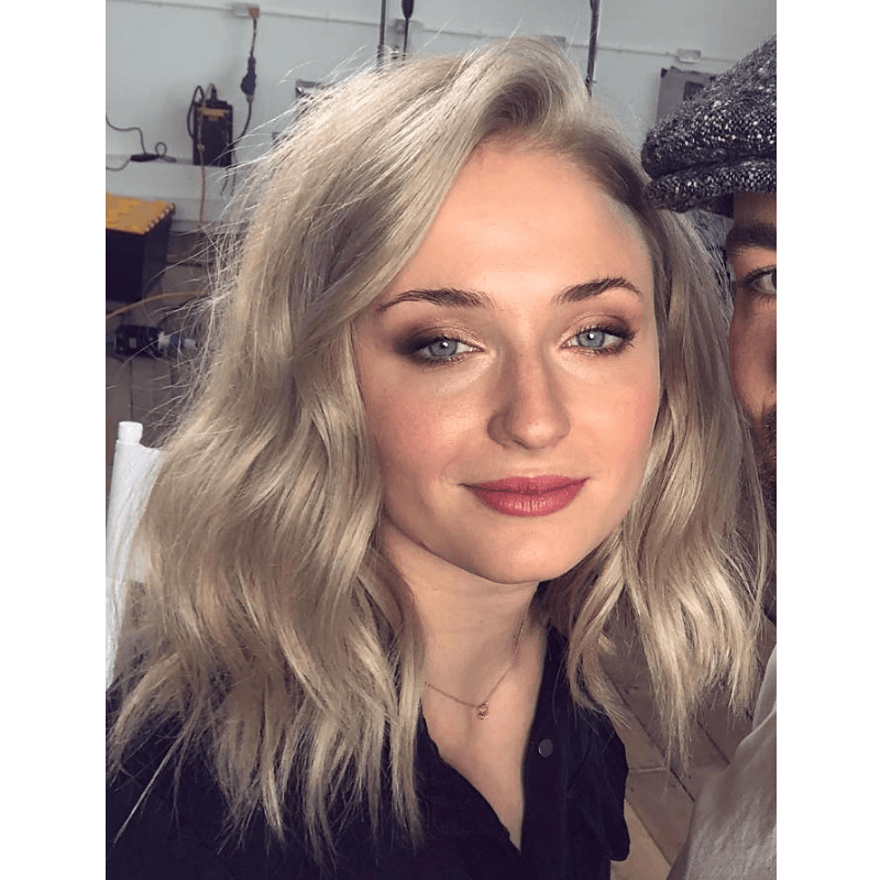 celebrity color formula sophie turner khaleesi blonde lob wella professionals