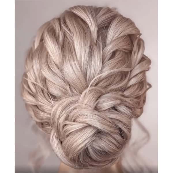 Moroccanoil Bridal Styling Article Updos Christi Piontkowski @knoxvillebridalhair