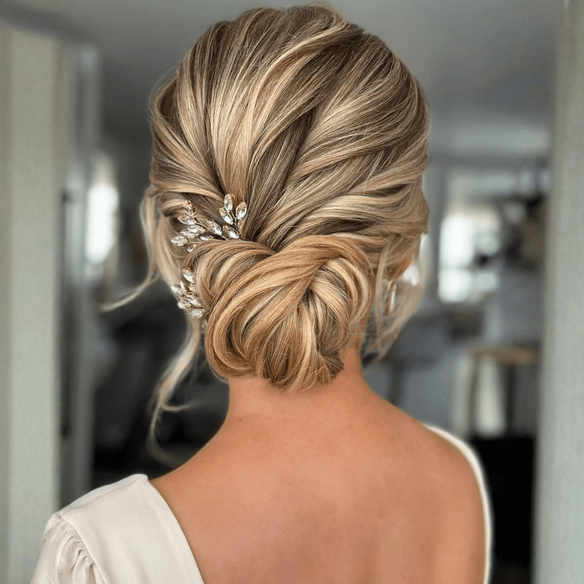 textured low bun