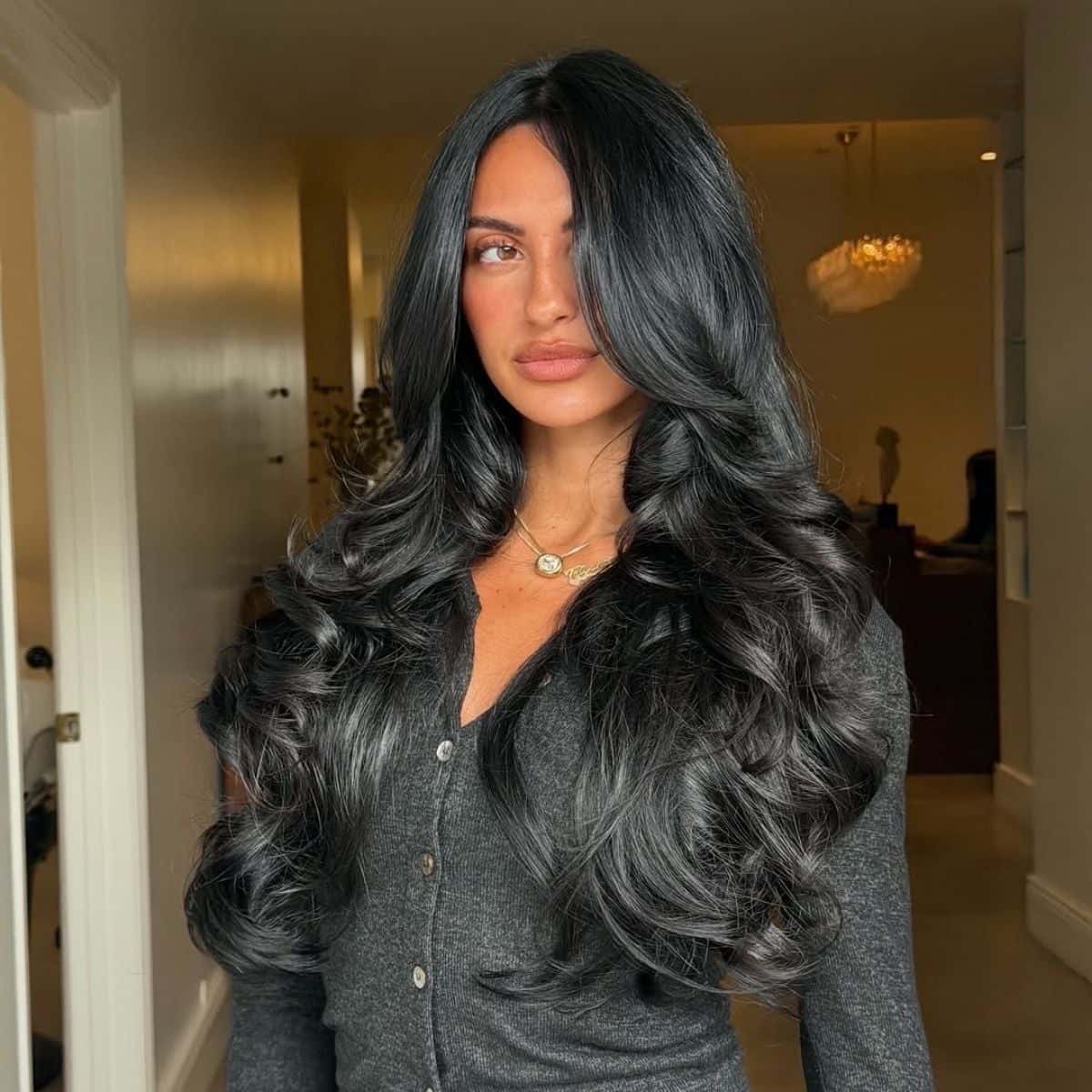 2026haircuttrends-BUTTERFLYCUT-DREAHENTY (2)
