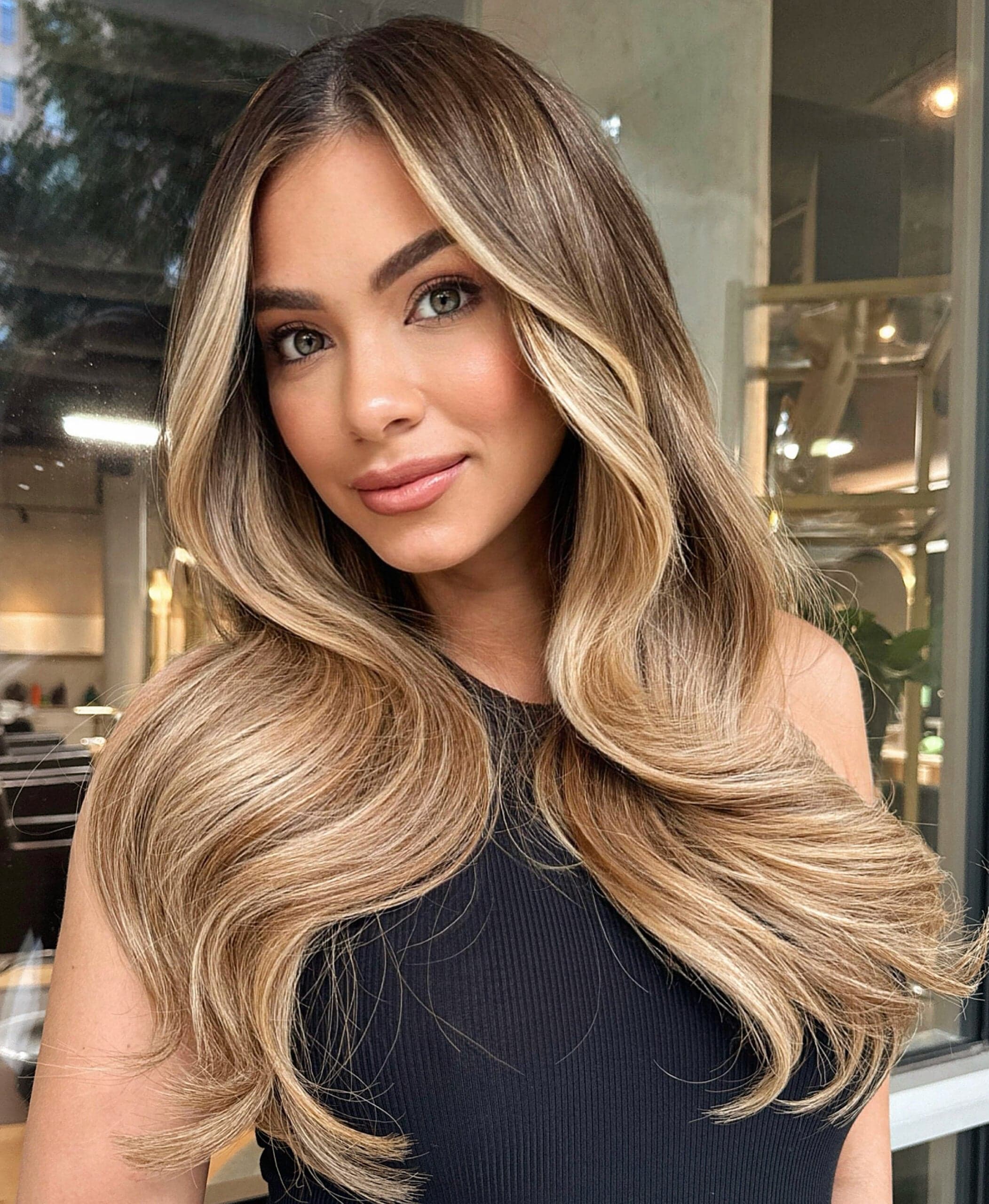 Warm Balayage finalist entry by hairstylist @yourhairbai for the 2025 #ONESHOT Hair Awards Hot Shot
