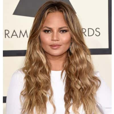 Chissy Teigen's Angelic Waves