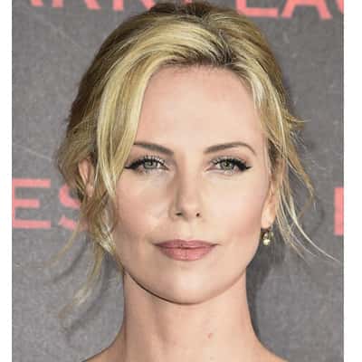 Charlize Theron's Perfectly Undone Chignon - Wella
