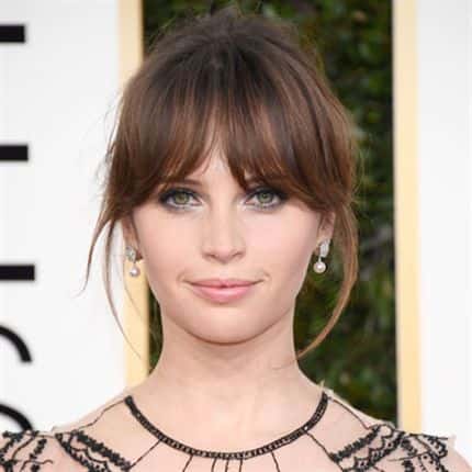 Felicity Jones' Retro Inspired Do - Matrix