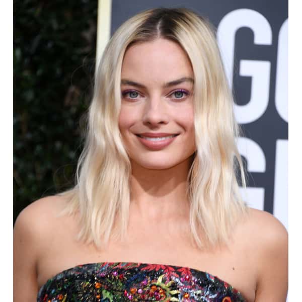 Golden Globes 2020 Bryce Scarlett @brycescarlett Margot Robbie Soft Textured Beach Waves Lived In Texture Messy Undone Glam How To