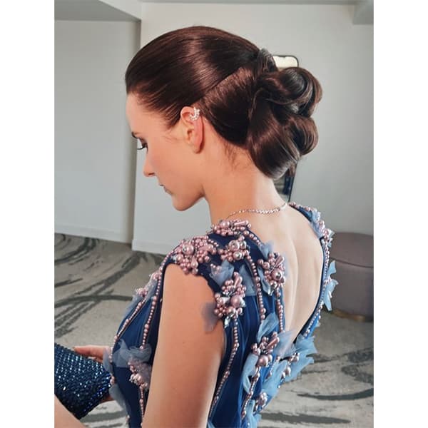 rachel-brosnahan-emmys-2022-getthelook-feature