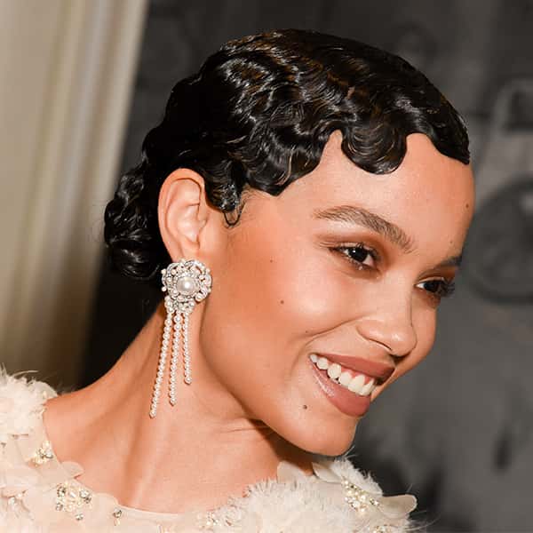 whitney peak met gala 2023 naeemah lafond finger waves red carpet karl lagerfeld
