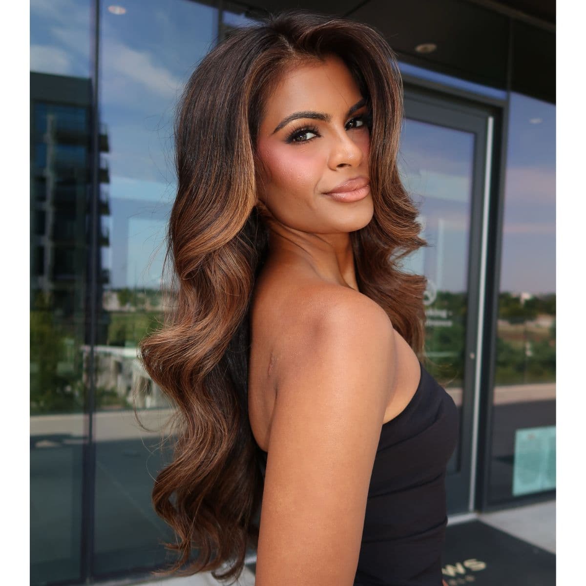 realericvaughn-sparkle-brunette-formula-HIMANVI-4