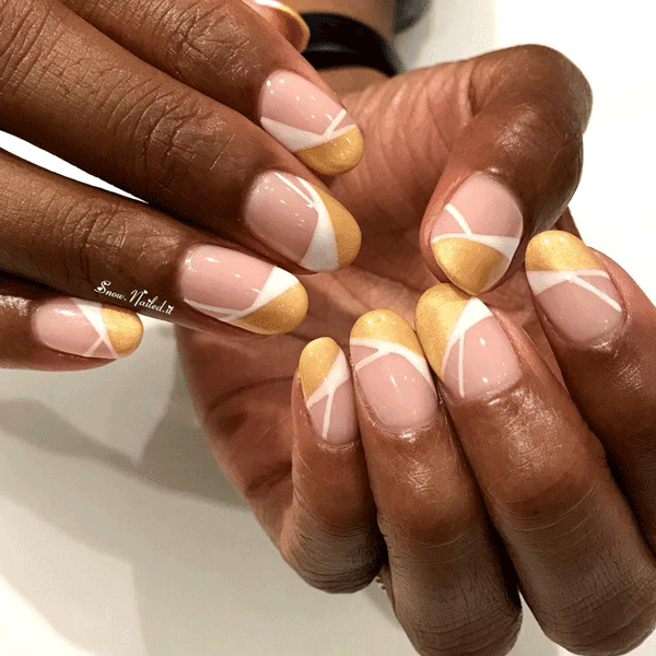gold-nail-art-snow.nailed.it