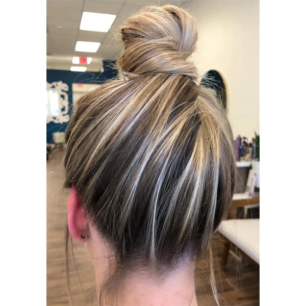 mallery-share-hellobalayage-painting-tips-hairline-nape-3