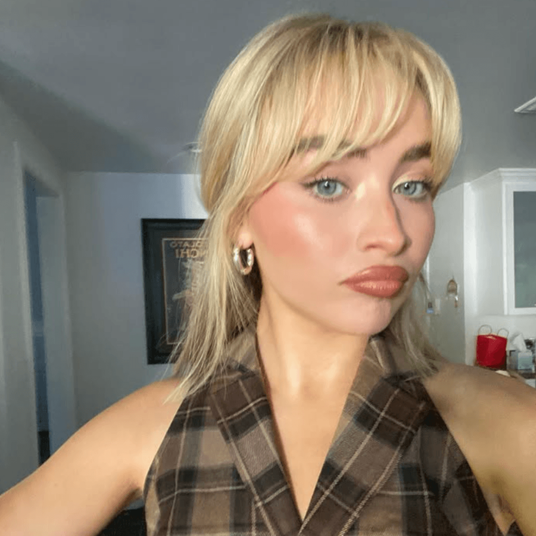 sabrina carpenter's hair